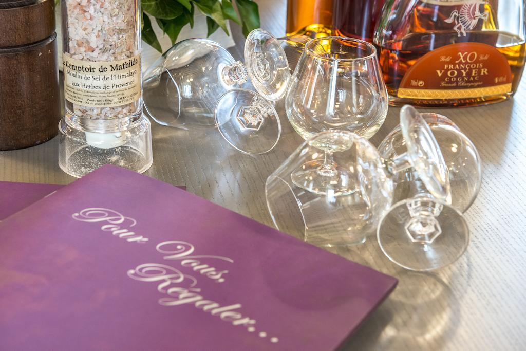 Chateau Du Bost - Teritoria Bellerive sur Allier Bagian luar foto
